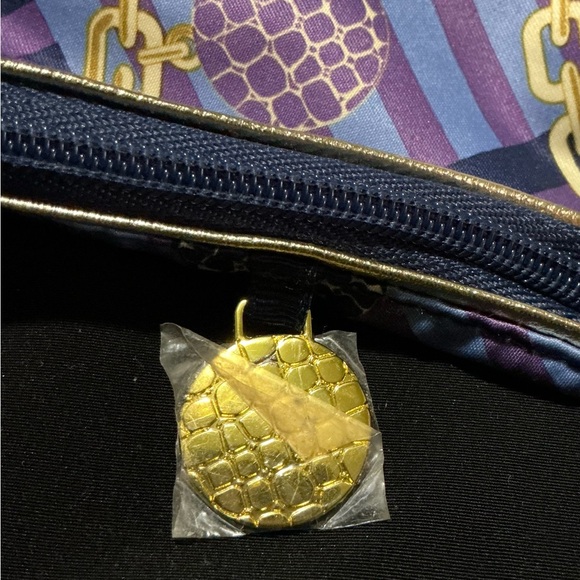 Estee’ Lauder make up bag - Picture 6 of 12